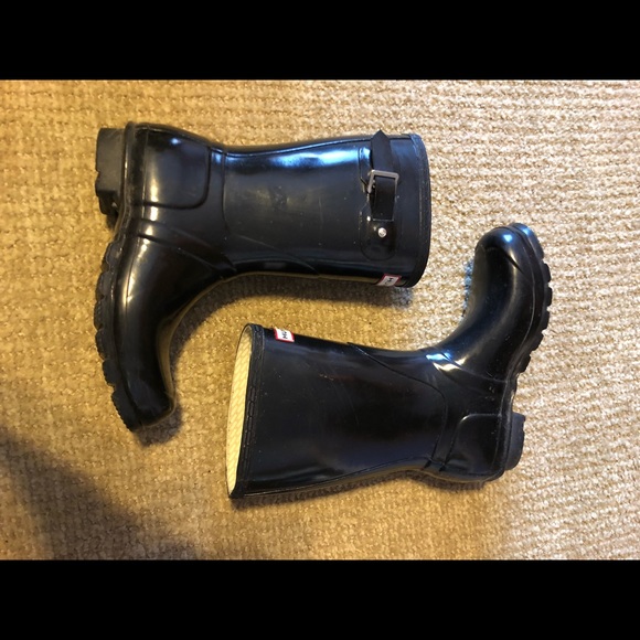 Hunter Shoes - Black Short Hunters Size 8